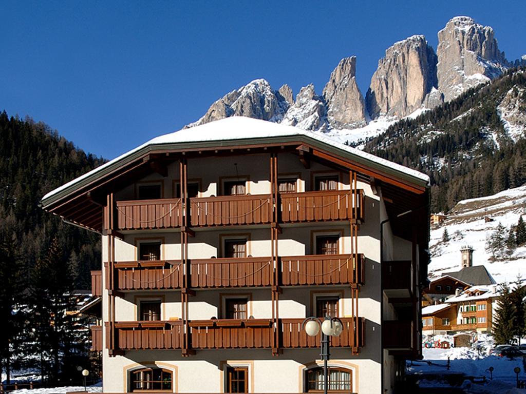 Garni Aritz Hotel Campitello di Fassa Exterior photo
