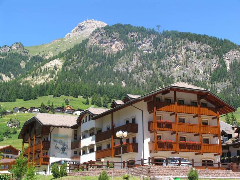 Garni Aritz Hotel Campitello di Fassa Exterior photo