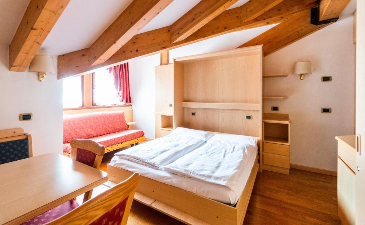 Garni Aritz Hotel Campitello di Fassa Exterior photo