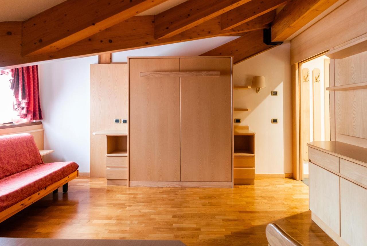 Garni Aritz Hotel Campitello di Fassa Exterior photo